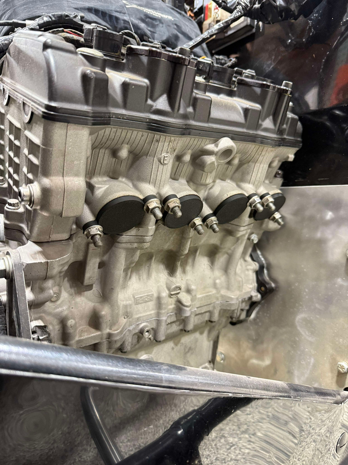 Exhaust Port Plugs for Kawi 636